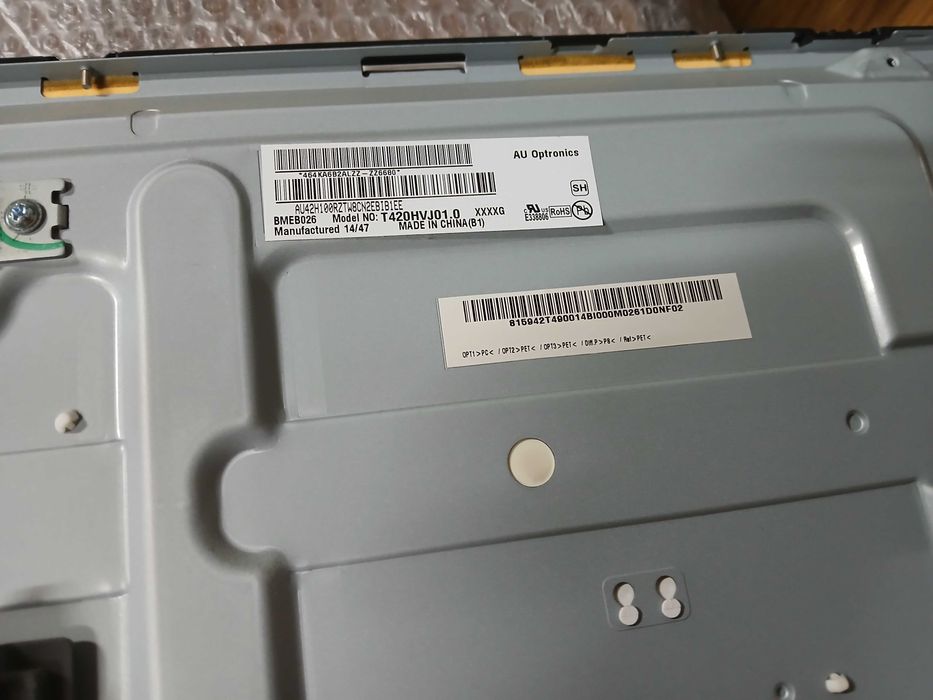 PEÇAS - TV LED 42" - LG 42LB650V - com Mainboard e LED's Danificados!!