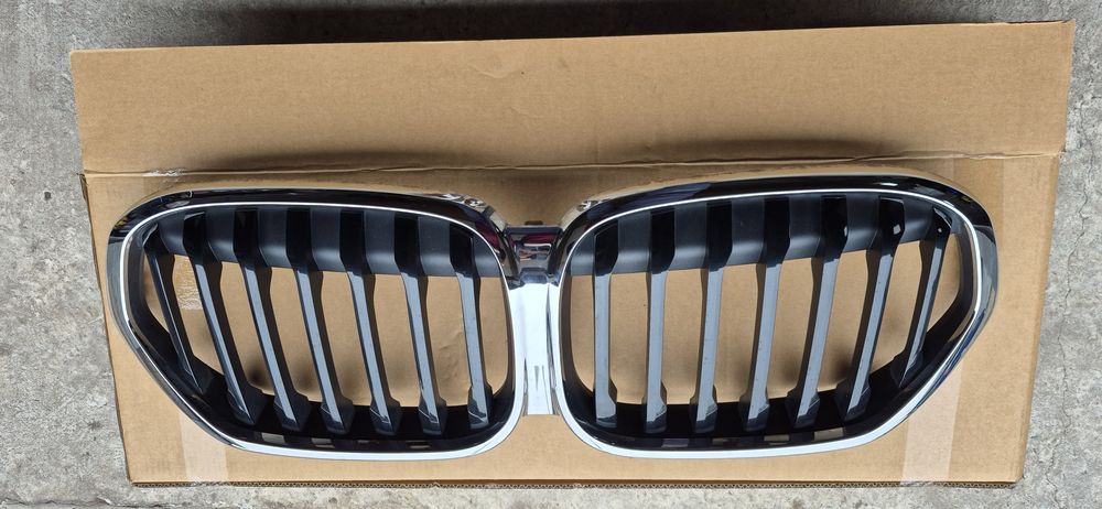 Решітка BMW X1 F48 F49 решітка радіатора ноздри ніздрі решетка бмв