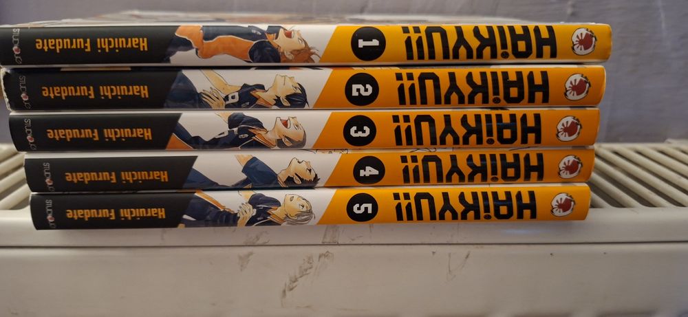 Haikyu !! mangi tylko razem wszystkie od 1 do 5