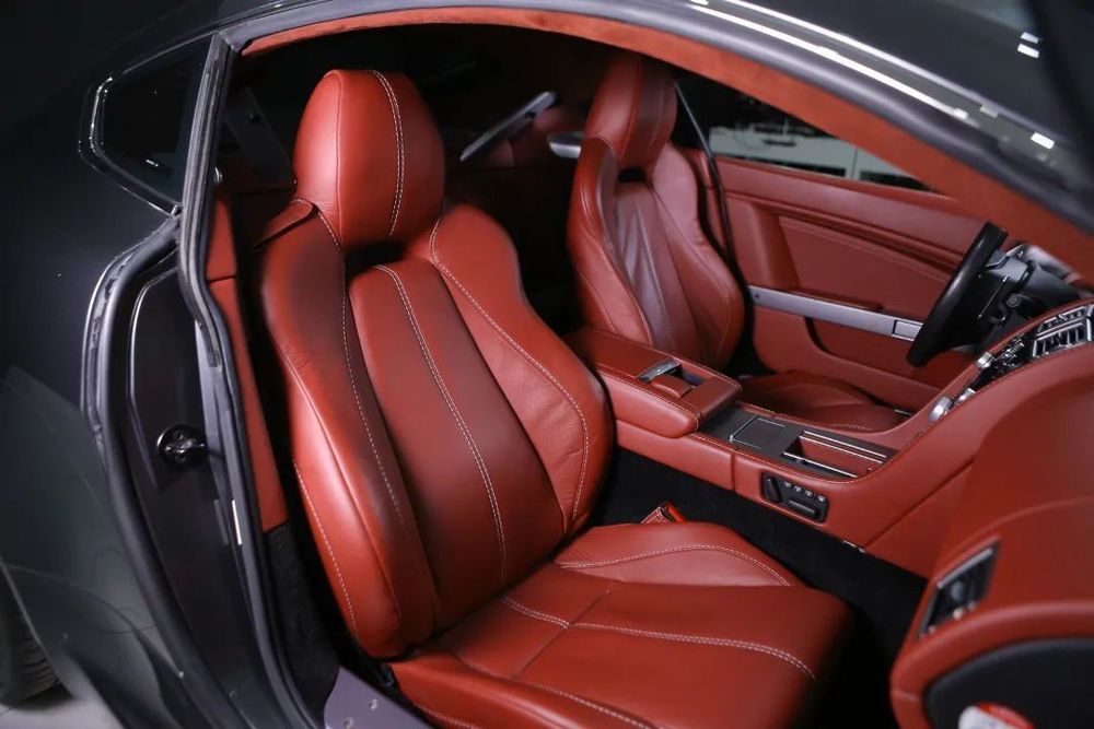 Aston Martin Vantage Coupe V8 Sportshift