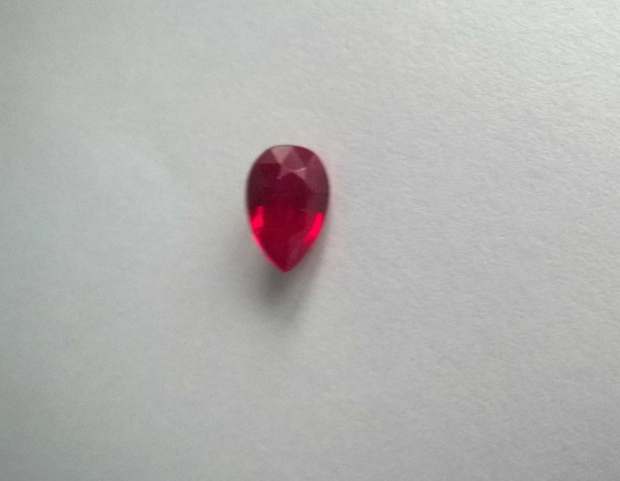 Rubin 7.3 CT - 14x10 mm , oczko do pierścionka , zawieszki