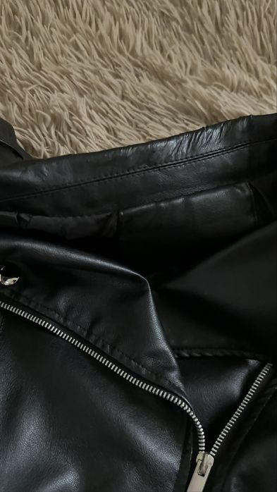 Куртка косуха жіноча