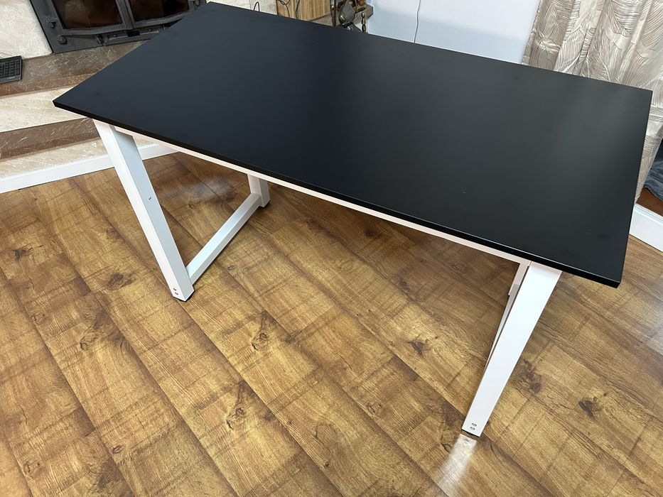 Stolik / biurko typu loft