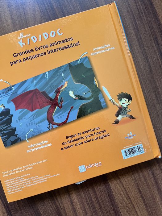 Livro interativo “Os Dragoes” (Edicare)