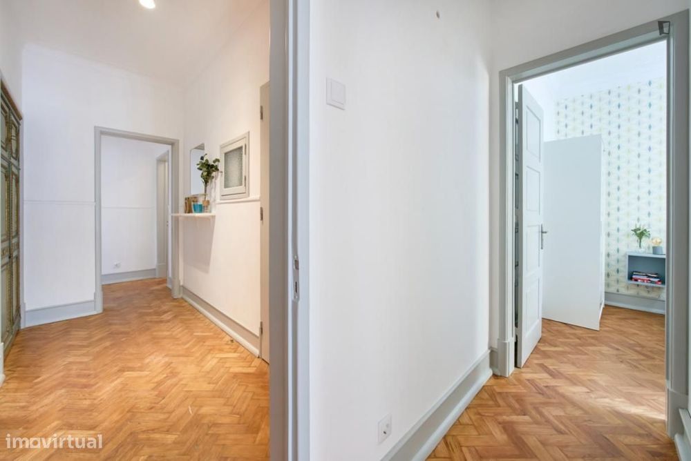 Quarto - localizado em Alameda Lisbon