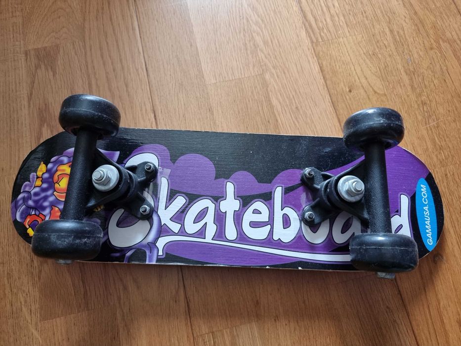 Vendo Skate "Gamausa.com" para criança  (44 x 13cm)
