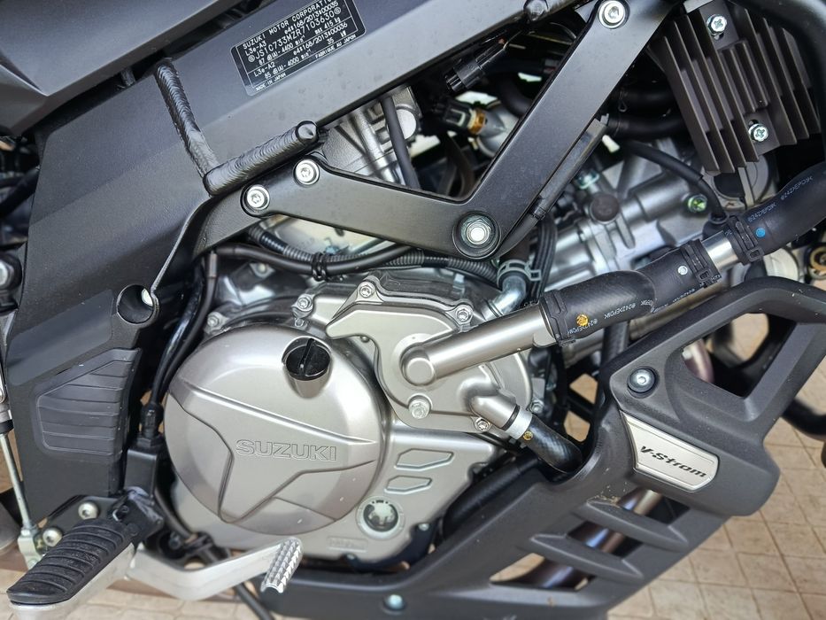 Suzuki vstrom 650 como nova(negociável)