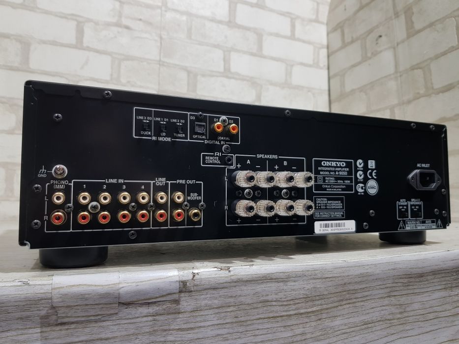 Стерео підсилювач ONKYO A-9050, *2x75 Вт, б/у з Німеччини