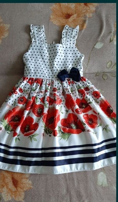 Красивое платье для девочки