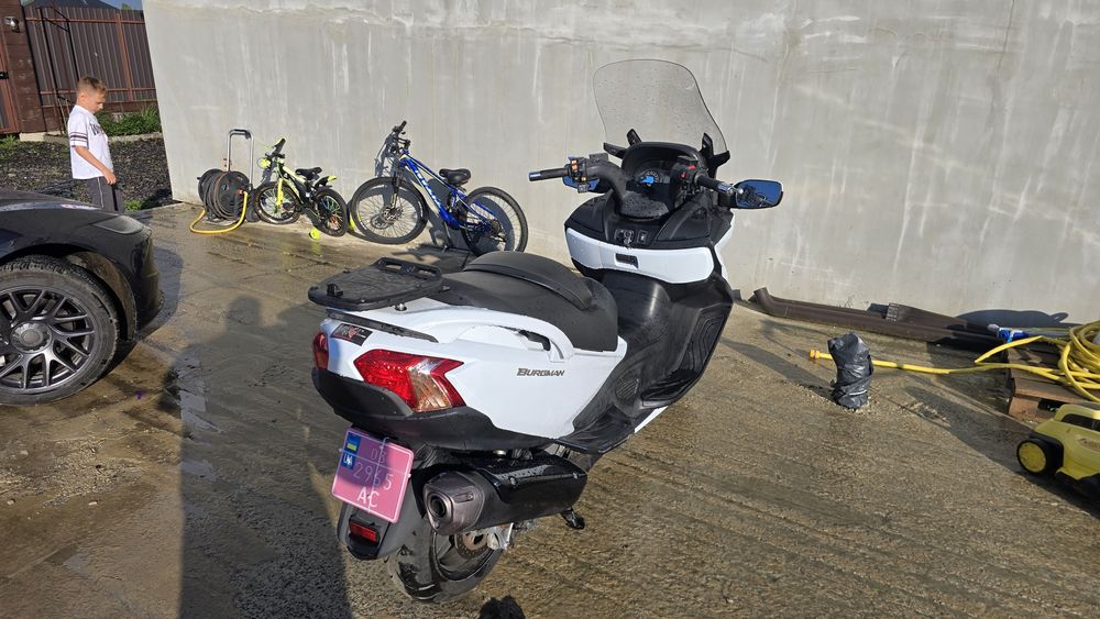 Suzuki Burgman AN 650
