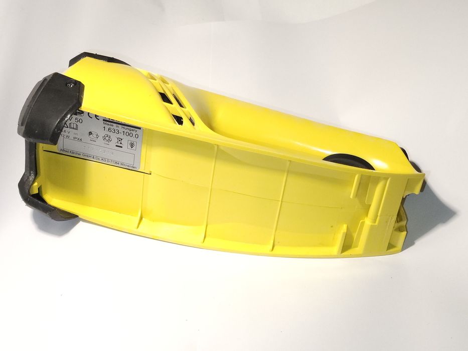 Akumulatorowy odkurzacz do okien Kärcher WV 50 Plus.