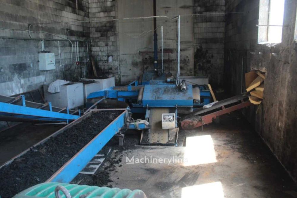 Maszyny do recyklingu nawierzchni tartanowych, gumowych, SBR, EPDM