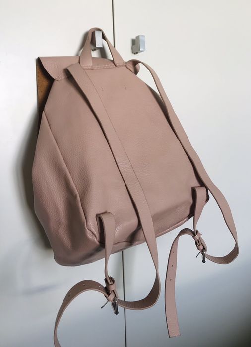 Mochila ZARA pouco usada