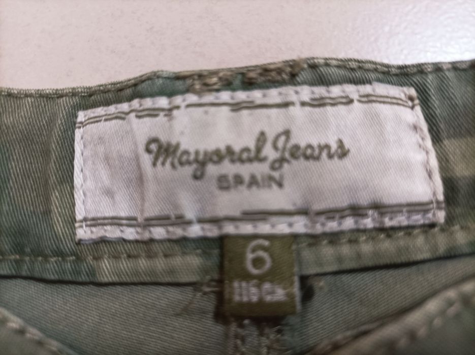 Calções para Menina em padrão Militar marca Mayoral (6 anos)