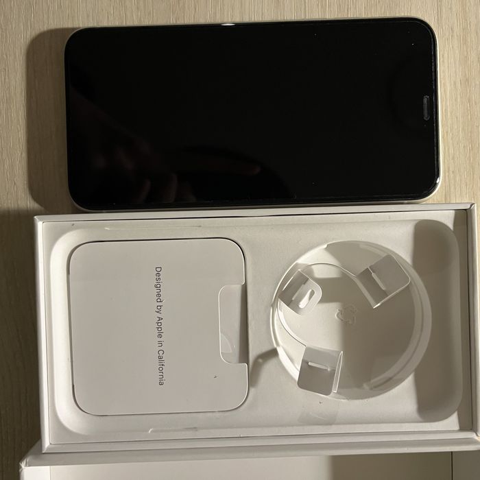 iPhone 11 айфон