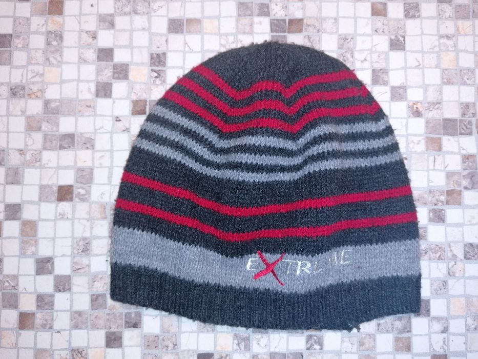 Шапка демісезонна. 3 роки