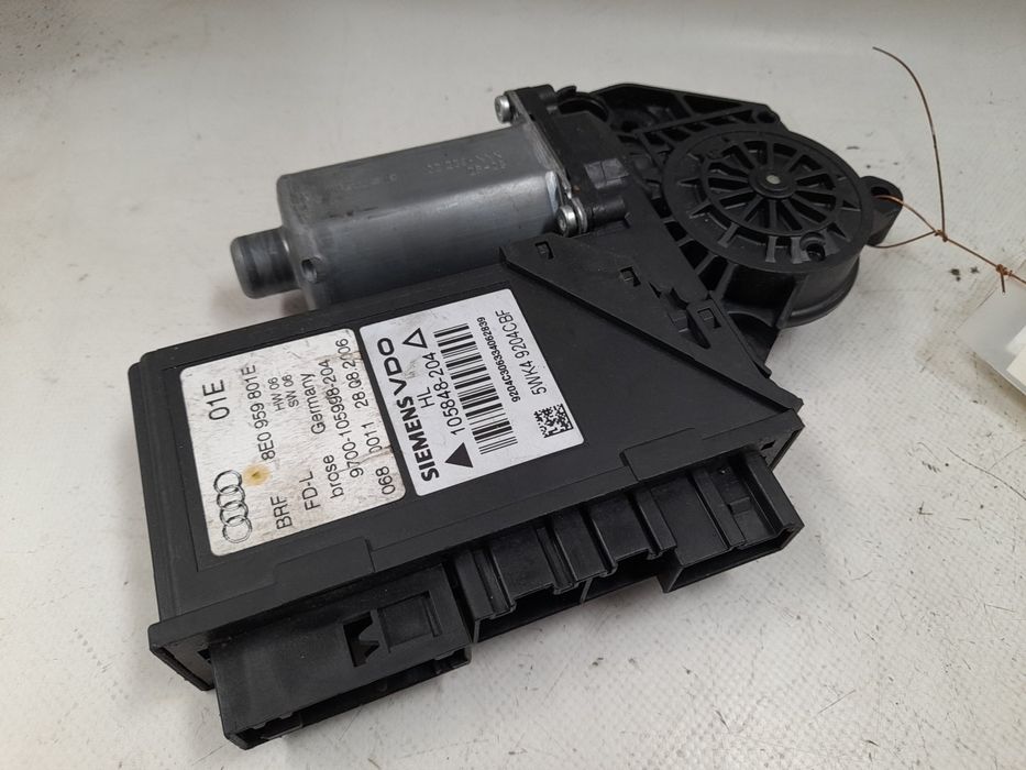 Motor vidro trás esquerdo AUDI A4 (8E2, B6)