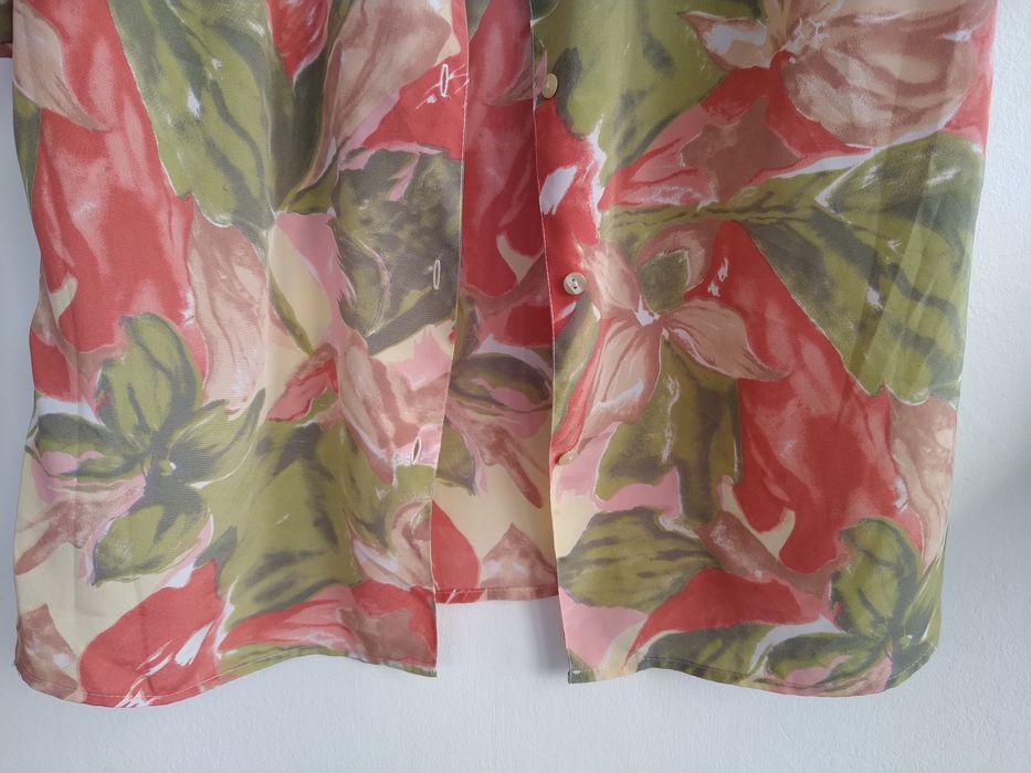 Blusa com padrão, elegante - Tamanho 44