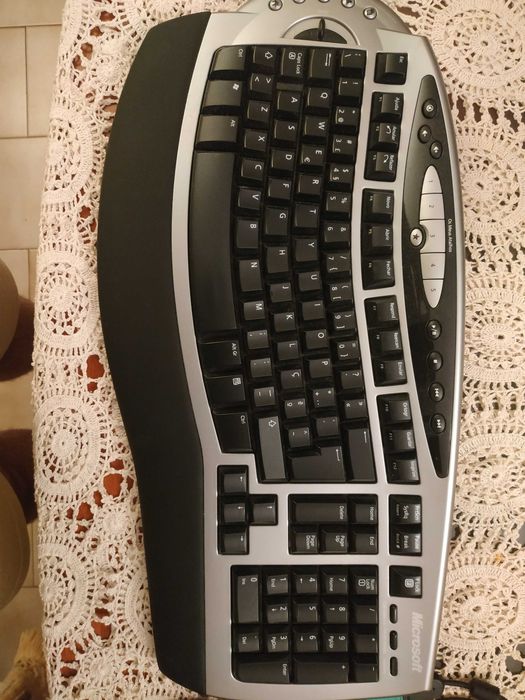 Conjunto Rato + Teclado Microsoft