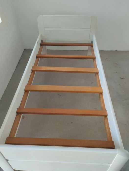 Cama de solteiro