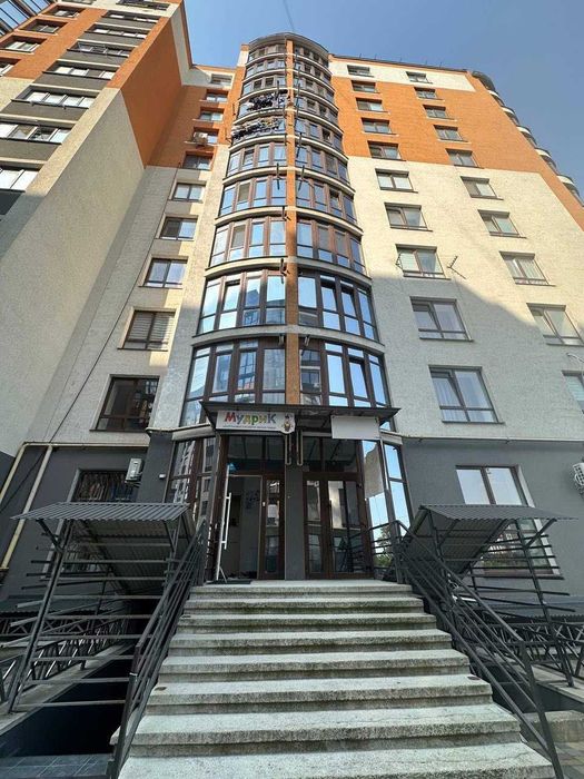 Терміновий  продаж комерційного приміщення в ЖК Паркова Алея