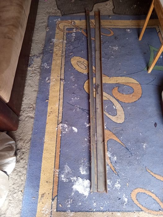 Уголок металлический