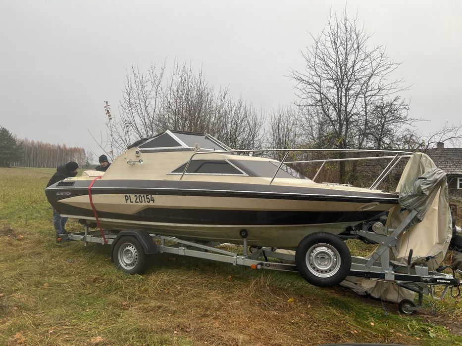 Motorówka łódź Glastron V197 Aventura pod silnik zaburtowy kadłub