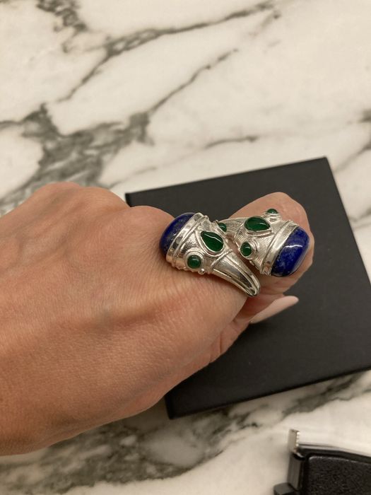 Piekny pierscionek srebro 925 kamienie