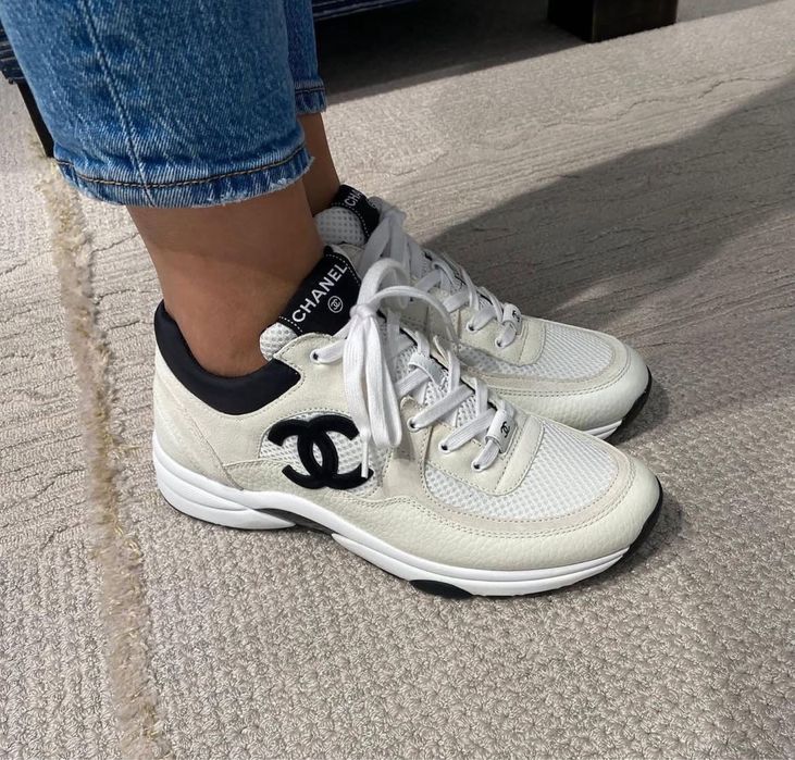 Sneakersy Chanel white