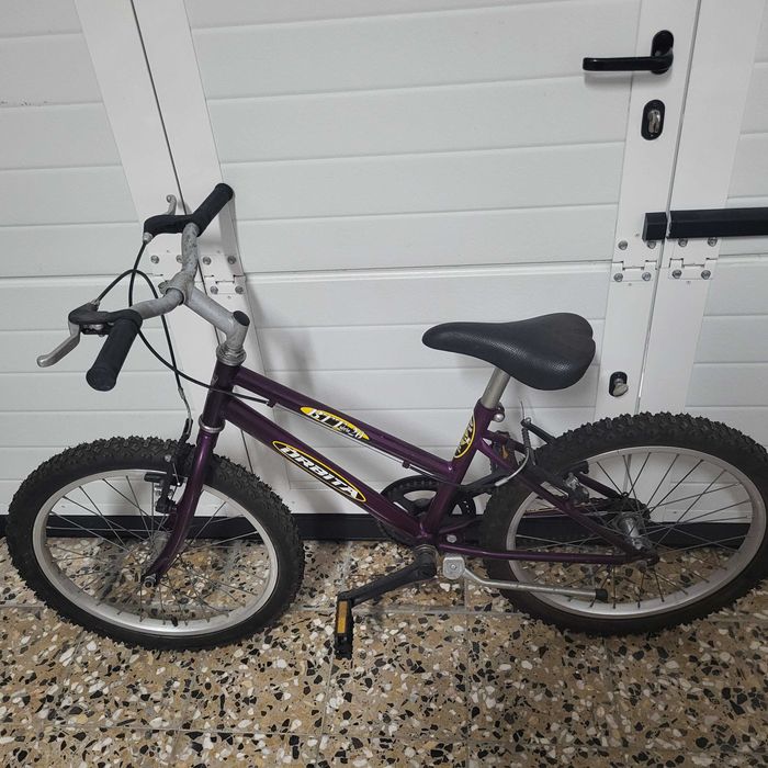Vendo bicicletas uzadas em bom estado para crianças 4-10 anos