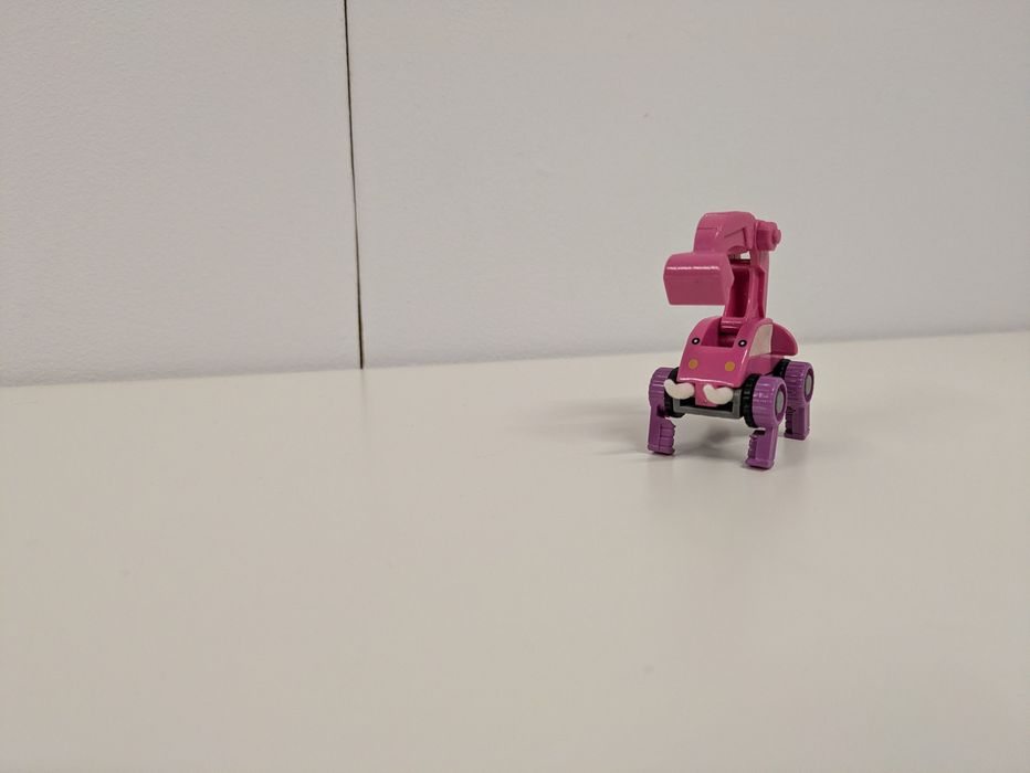 Transformers Ovo Kinder – Escavadora que se transforma em Mamute