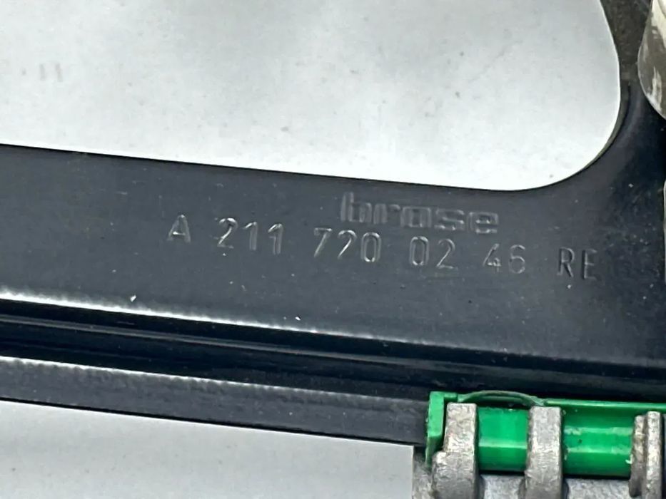 Elevador Frente / Trás Direito / Esquerdo - Mercedes E W211 (2002)
