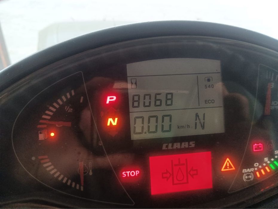 Трактор Claas Axion 950 2012  Продаж