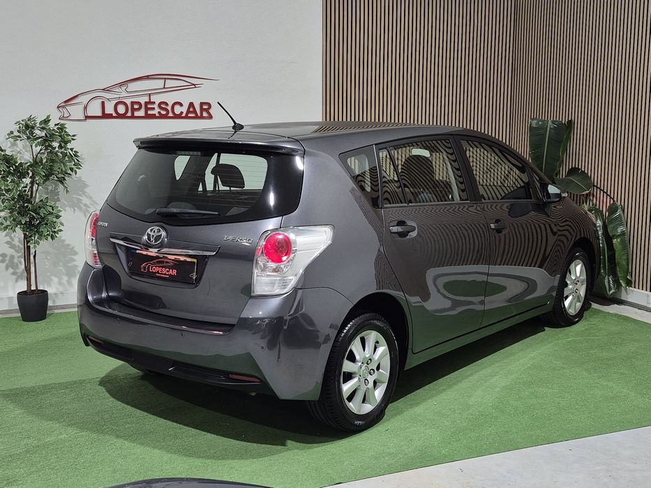 Toyota Verso 1.6 D-4D - 100.000KM - 7 LUGARES | GARANTIA | NACIONAL
