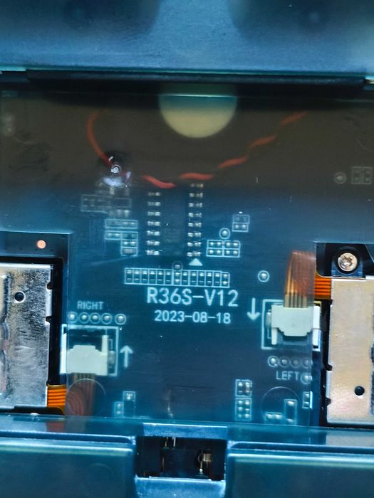 Retro konsola R36s - 64 GB - kolor czarny transparentny+ gratisy