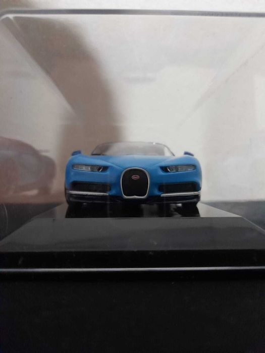 Bugatti Chiron 2016 1:32
