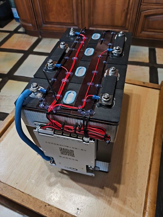 Сборка Аккумулятор LiFePo4 EVE 315Ah 12V 4kW Smart JK BMS 200A