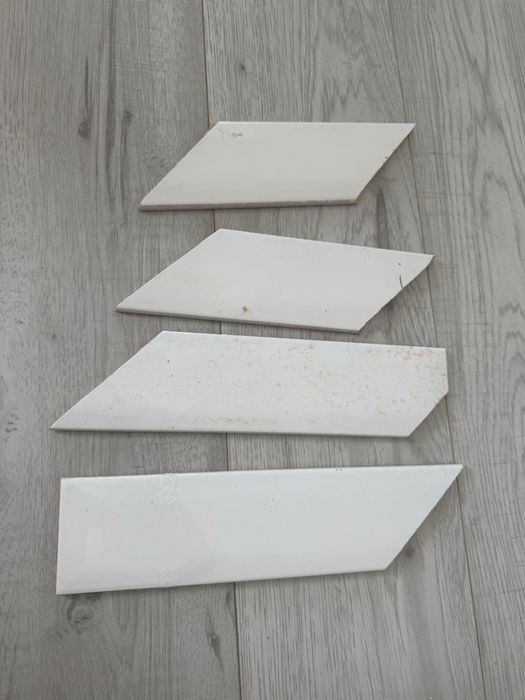 Plytki biala cegielka Paradyz