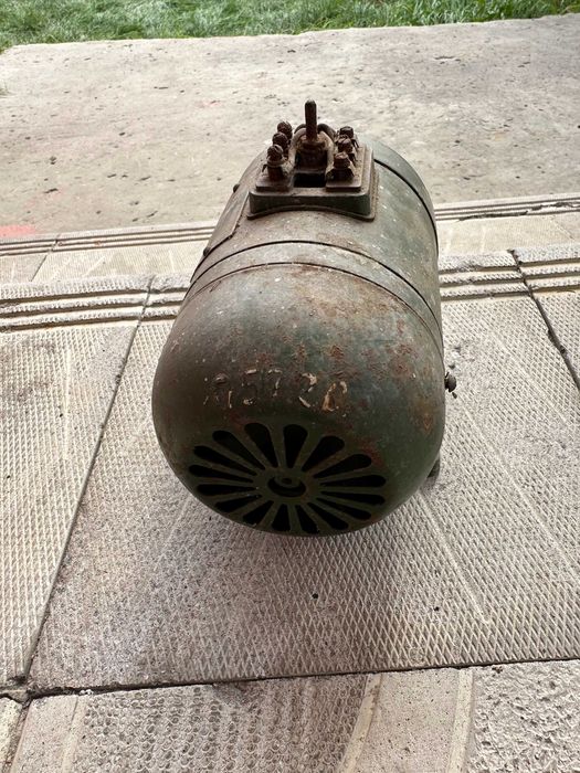 Электромотор Электродвигатель