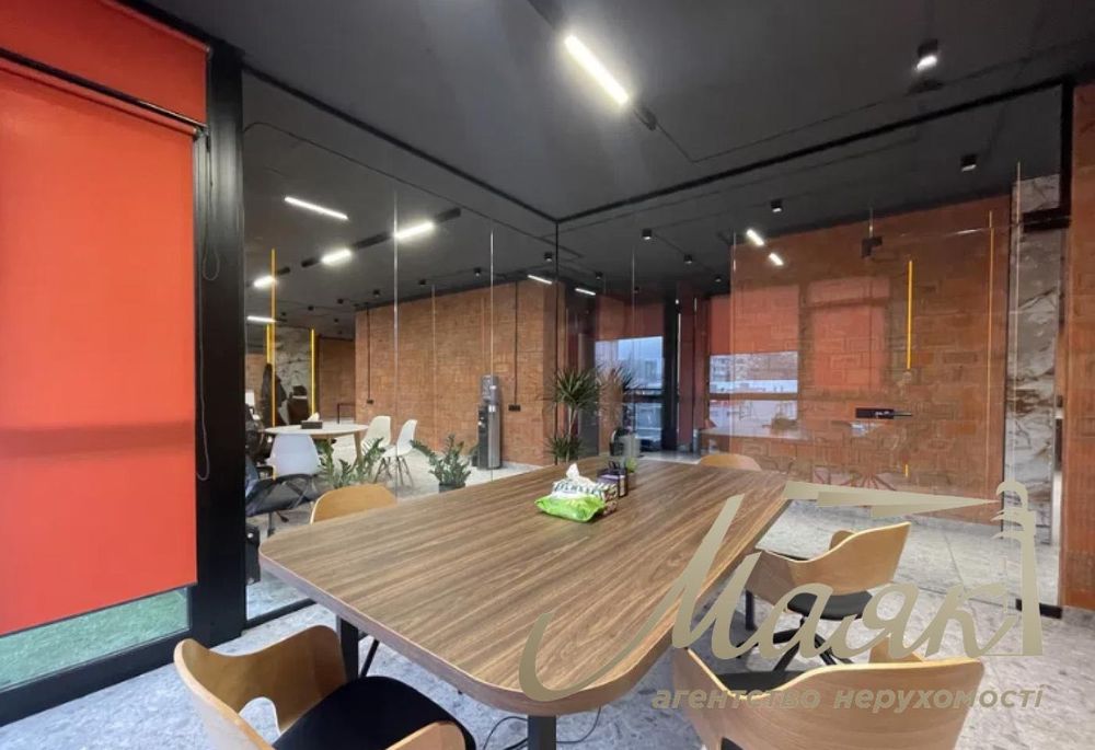 Аренда офиса Французский квартал 2 ул. Маккейна Предславинская Печерск