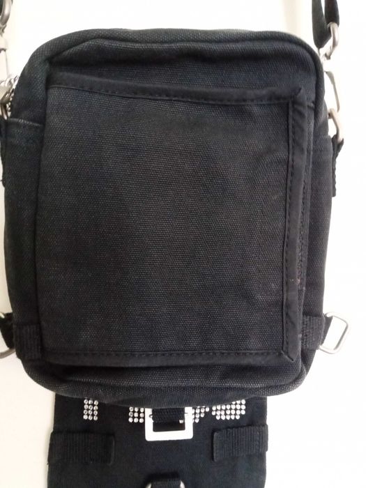 Bolsa a tiracolo preta da Benetton