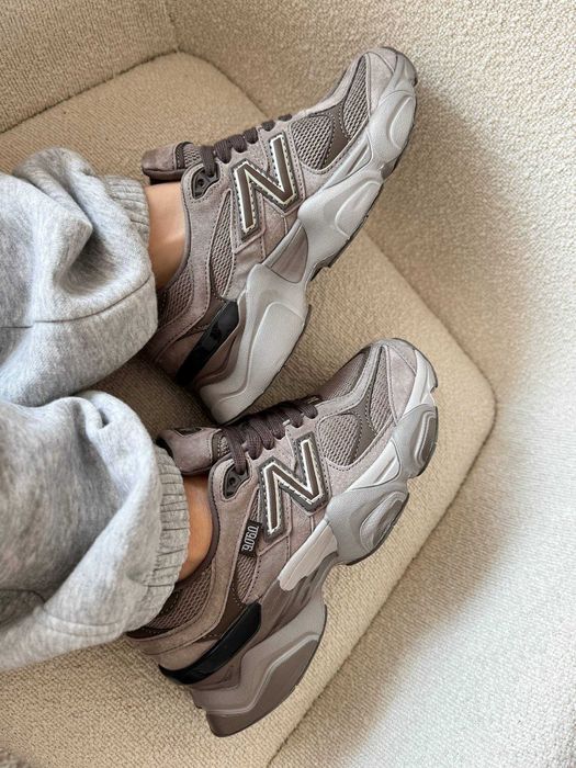 New Balance 9060 Brown Жіночі кросівки НБ трендовий колір 2026