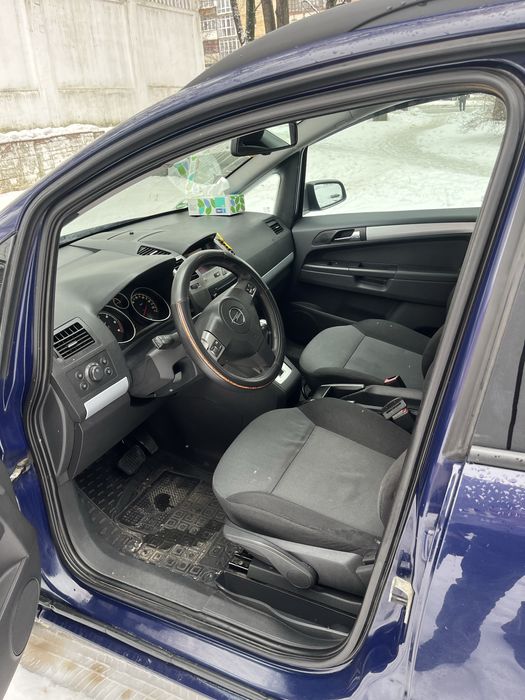 Продам Opel Zafira