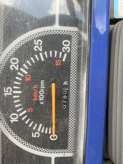 Продається ISEKI 20 кс.