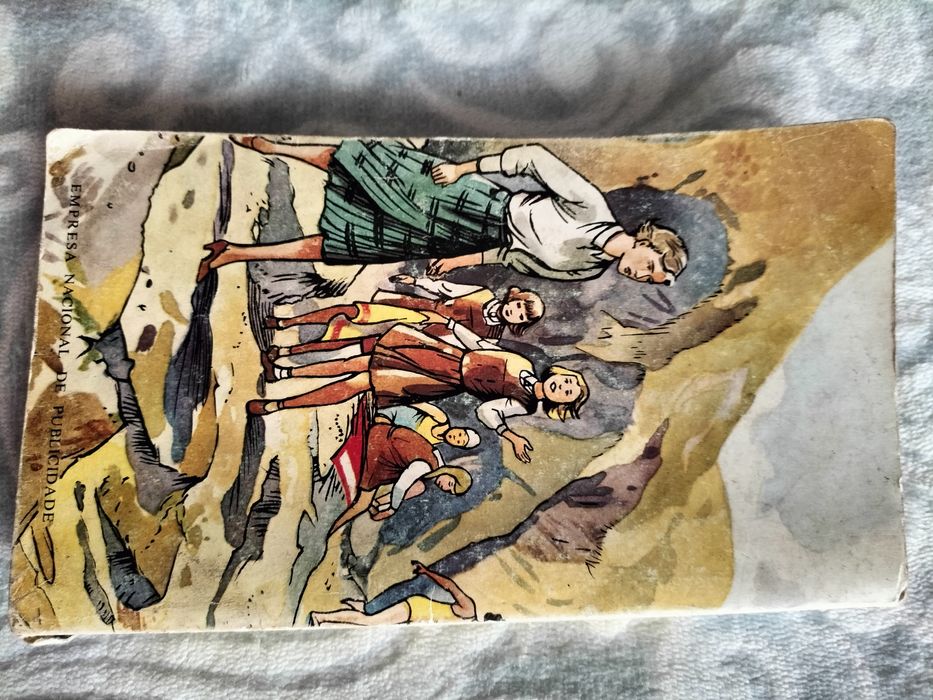 Livro - O colégio das quatro torres