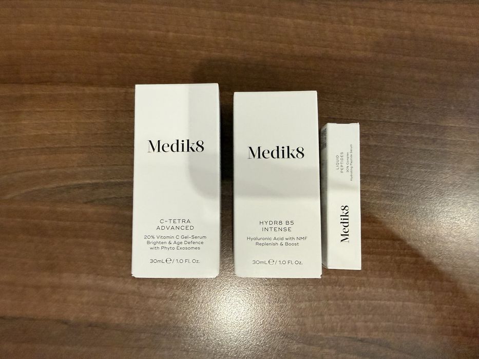 Продам косметику medik8, revitalash