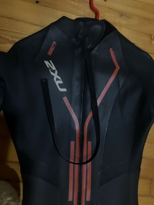 Гидрокостюм для плаванья на открытой воде