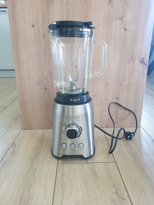 Blender kielichowy prawie nowy