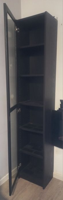 Billy preto castanho ikea