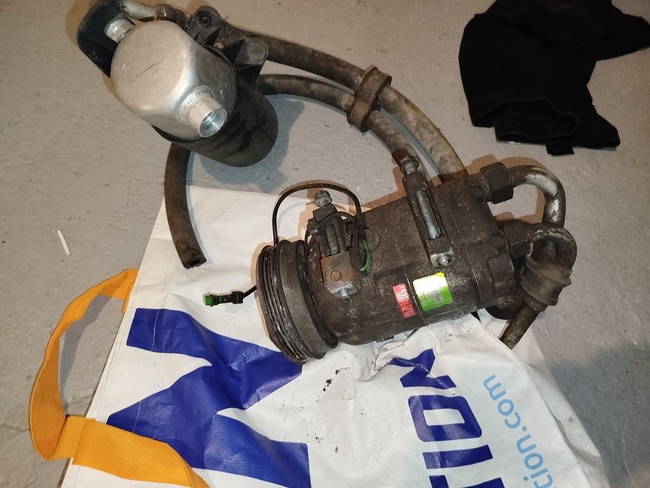 Sprężarka klimatyzacji 1.8 audi a4